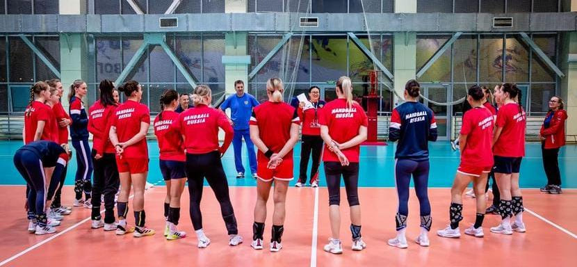 Дарья Дмитриева, Анна Вяхирева и ещё 16 гандболисток приглашены на мартовский сбор национальной команды России
