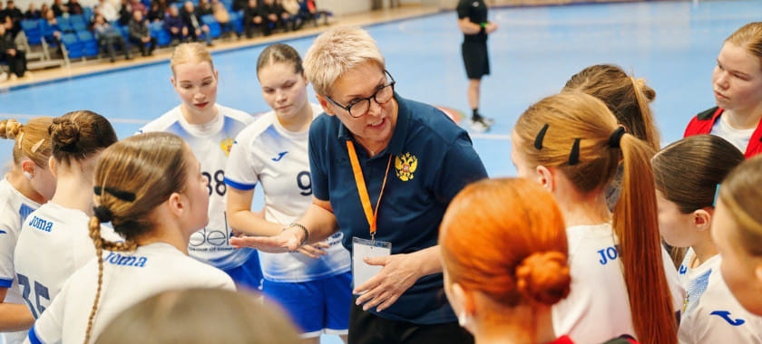 Восклицательный знак от Новиковой. Беларусь U-19 показала России U-17, кто в Доме гандбола хозяйки