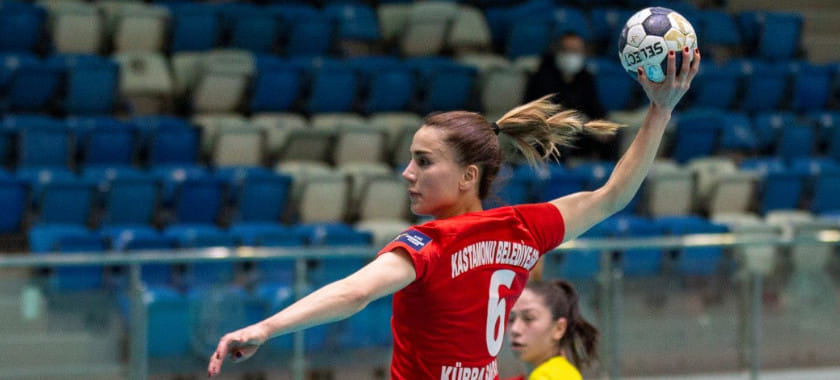 Турция. "Кастамону" без Йованки Радичевич разгромил аутсайдера чемпионата "Анадолу" из Антальи с разницей "+43", забросив 57 мячей.