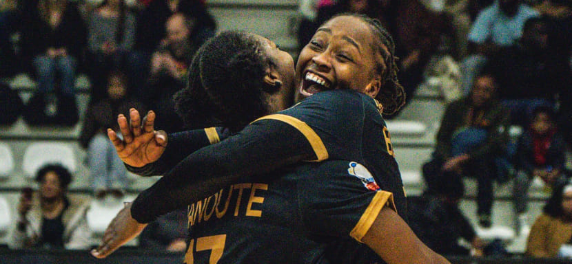 "Пари-92" на домашней площадке взял верх над "Безансоном" в стартовом матче 17-го тура женского чемпионата Франции