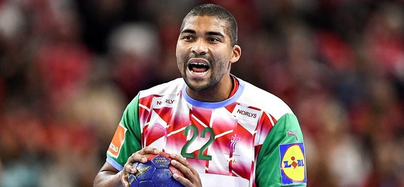 ЧМ-2023. Результат теста на коронавирус у разыгрывающего сборной Дании Мадса Менса Ларсена оказался положительным