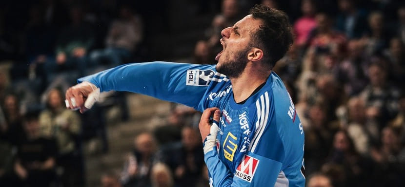 Голкипер сборной Алжира Халифа Гедбан продолжит защищать цвета немецкого "Эрлангена"