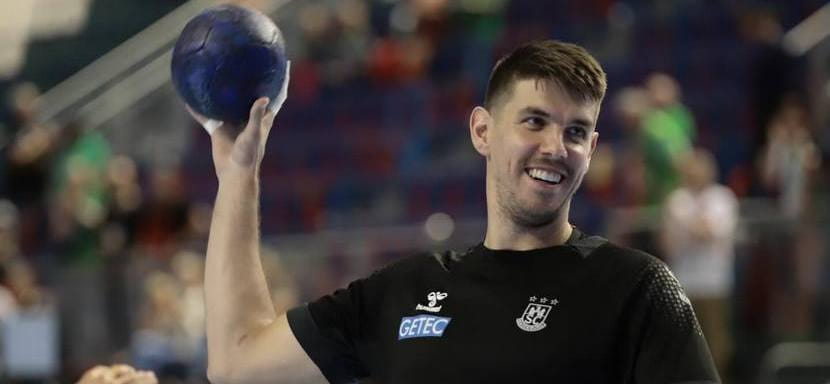 36-летний левый полусредний "Магдебурга", бронзовый призёр ЧМ-2015 Пётр Храпковски завершил игровую карьеру