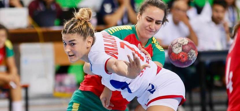 Сербка Александра Вукайлович и болгарка Екатерина Джукева стали игроками румынской "Слатины"