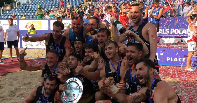 Пляжный гандбол. Испанский "Пинтурас" стал победителем Евротура, обыграв в финале соотечественников из "Паллетвейса"