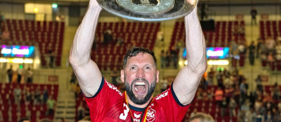 Тобиас Карлссон: "Хоть я и гандбольный пенсионер, но я был занят — переезжал, построил террасу, покрасил дом дважды"