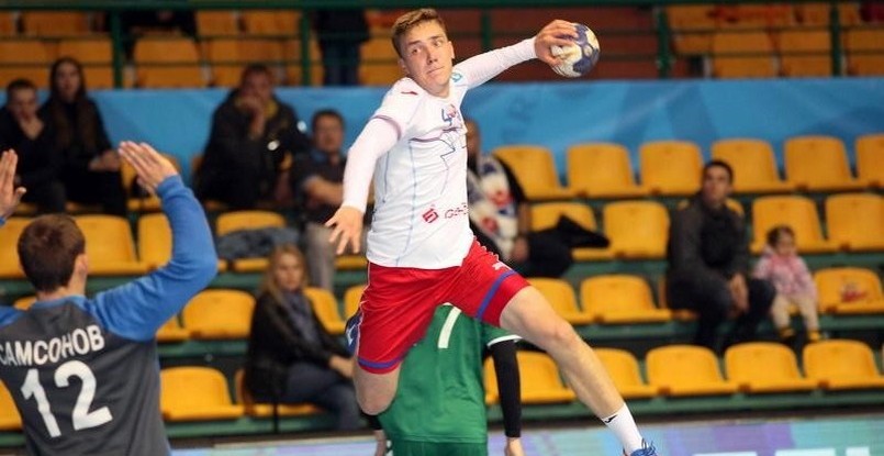 Беларусь. Егор Будейко о службе в армии: "Почти каждый день отпускают на тренировки с БГК в "Викторию". Могут и на матч командировать"