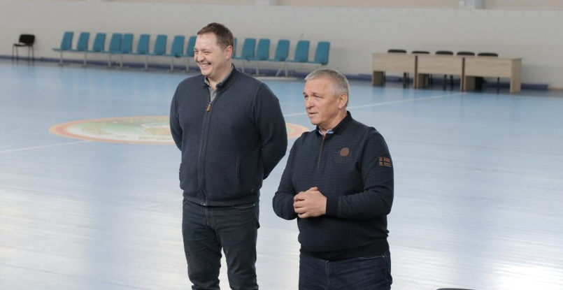 Беларусь. Глава федерации гандбола Владимир Коноплев провел рабочее совещание с игроками и тренерами