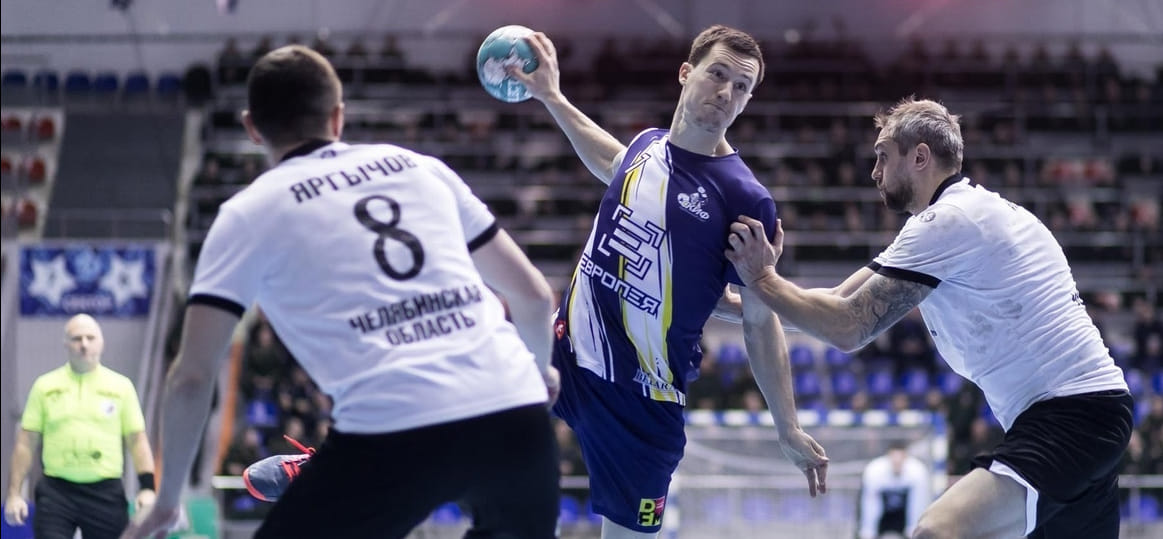 Бомбардир, защитник и даже вратарь! Топ-6 самых прогрессирующих гандболистов сезона в цифрах