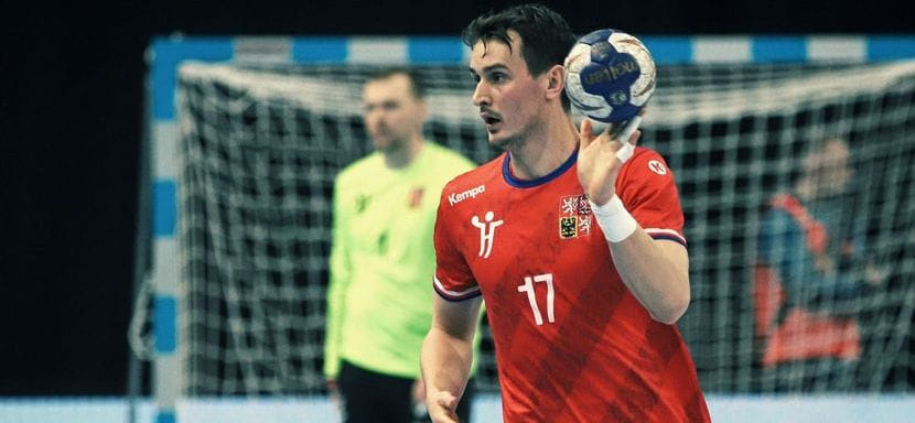 Станислав Кашпарек: "У "Динамо" отличный тренер, мы будем играть в Лиге чемпионов. Факторы, которые повлияли на решение о переезде в Бухарест"