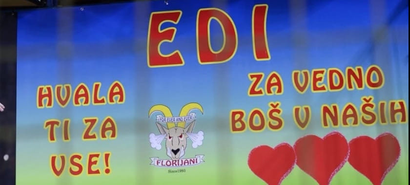 "Ты вечно будешь в наших сердцах". Болельщики "Целе" почти память Эдуарда Кокшарова на матче с "Требнье" (ФОТО)