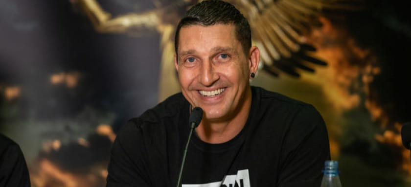 Штефан Кречмар о намерении голкипера Деяна Милосавлева покинуть "Берлин": "Пусть Деян мне сам скажет об этом"