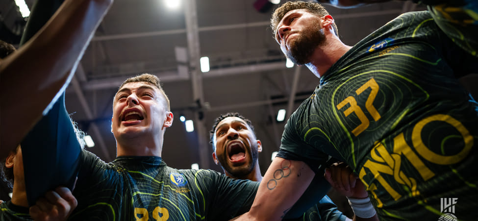 В группе III говорят по-португальски! А словенцы, обсчитавшись с передачами, остались без плей-офф