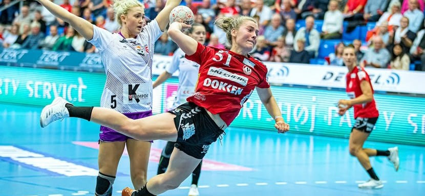 Дания. Норвежская линейная "Эсбьерга" Вильде Ингстад избежала серьезной травмы