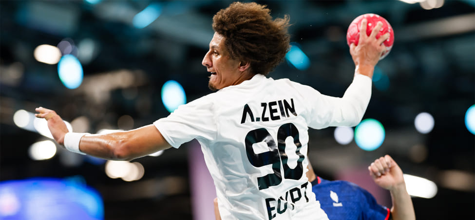 Египет победил Аргентину в мужском олимпийском турнире и временно вышел на второе место в группе "В"