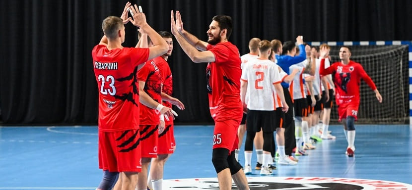 Евгений Дзёмин: "Мы летом почти не играли в гандбол. А работали именно над скоростными и силовыми характеристиками"