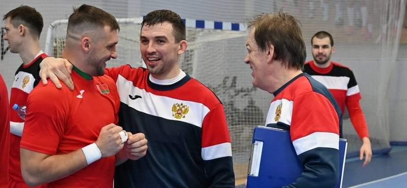 Виктор Киреев: "В какой-то момент захотелось отпроситься со сбора. Но подумал: ты же слово дал Петковичу, нельзя его подвести"