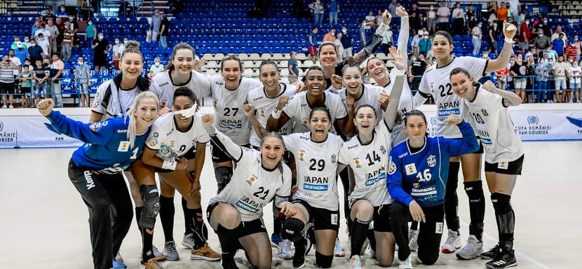 Румыния. У "Бухареста" второе поражение в национальном чемпионате. "Дунэря" одержала победу и сравнялась со столичной командой по очкам