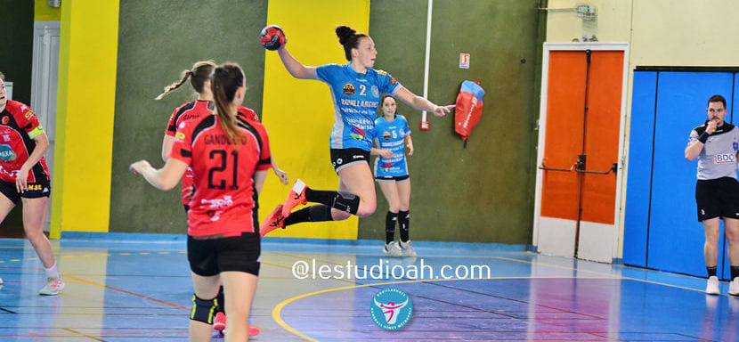 Франция. "Шамбре" подписал до конца сезона капитана "Нима" (Д2) Клоэ Ролан