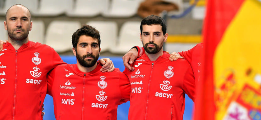 EHF Euro Cup. В споре аутсайдеров турнира сборная Испании одержала победу над командой Словакии