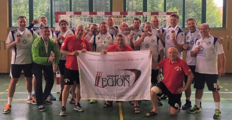 Сергей Назаров: "Команда венгерских ветеранов не затерялась бы в Суперлиге. У них подход к делу, как в профессиональных клубах"