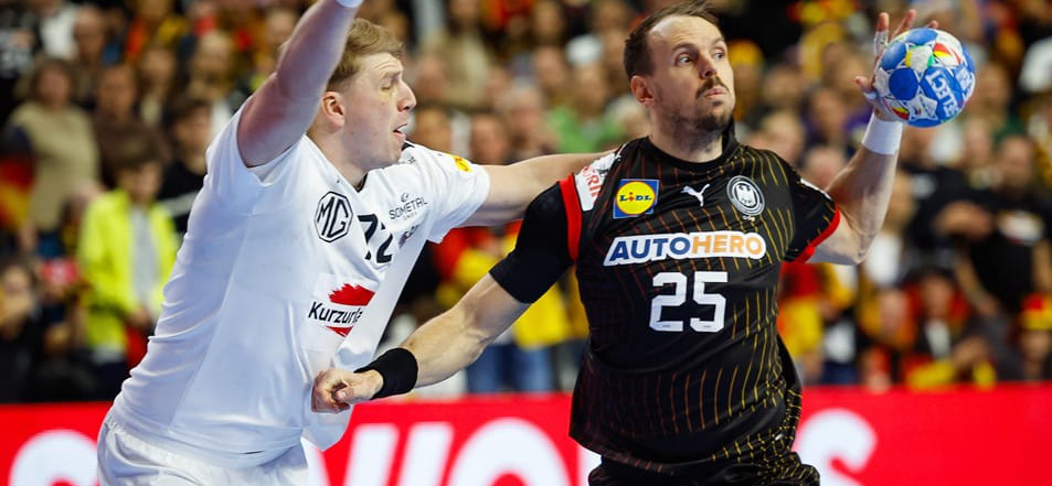 ЧЕ-2024. Австрийцы сыграли вничью со сборной Германии, хотя за 10 минут до окончания игры вели с разницей в пять мячей