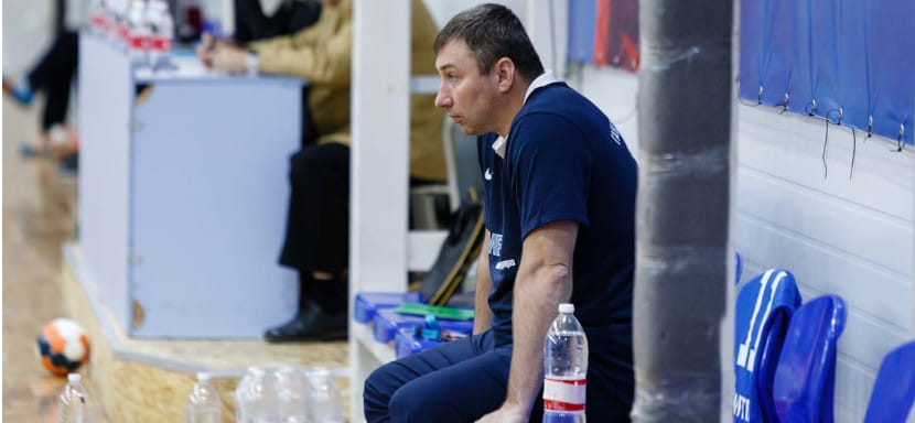 Olimpbet Суперлига. Евгений Зотин: "Сказал гандболисткам, что в следующем сезоне не хочу видеть в команде посторонних людей" (ВИДЕО)