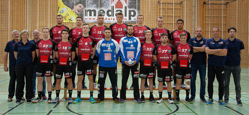 Интересный факт. Команда "Тироль" из Австрии выиграла итальянское первенство в зоне "Север" серии "А2"