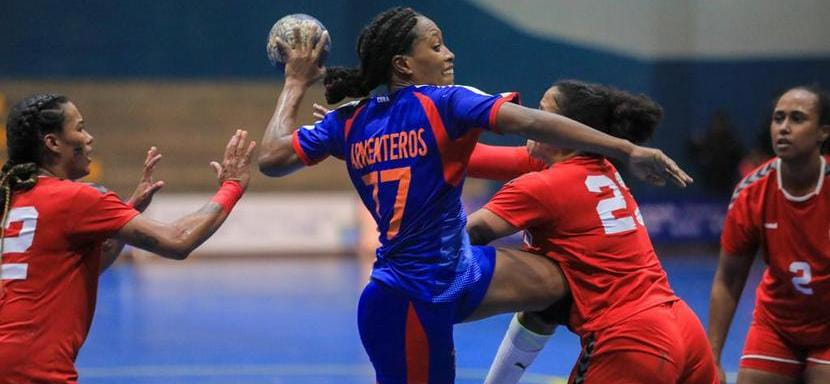 Женская сборная Кубы выиграла Центральноамериканские и Карибские игры, победив в полуфинале команду Пуэрто-Рико