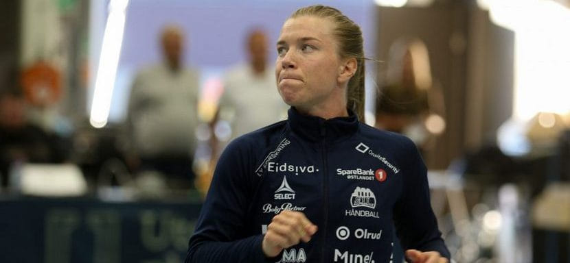 Норвегия. Левая крайняя "Сторхамара" Кристин Венн досрочно завершила сезон из-за травмы плеча