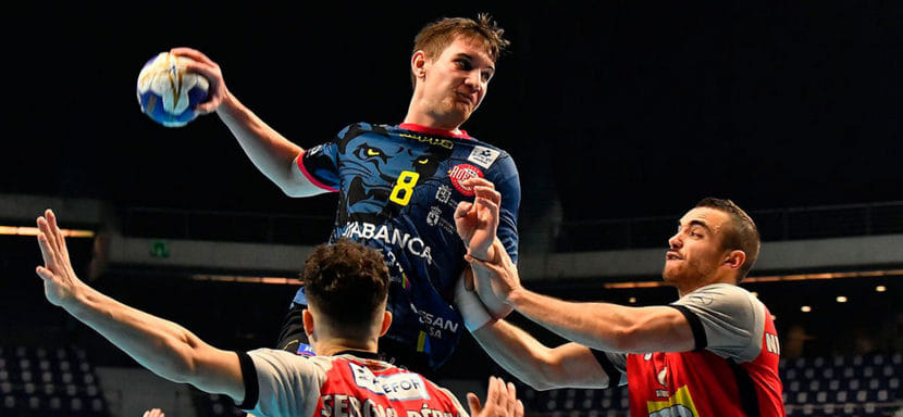 Польша. "Висла" Косоротова и Житникова не пожалела 100 тысяч евро за переход из "Адемара" 21-летнего хорватского полусреднего Тина Лучина