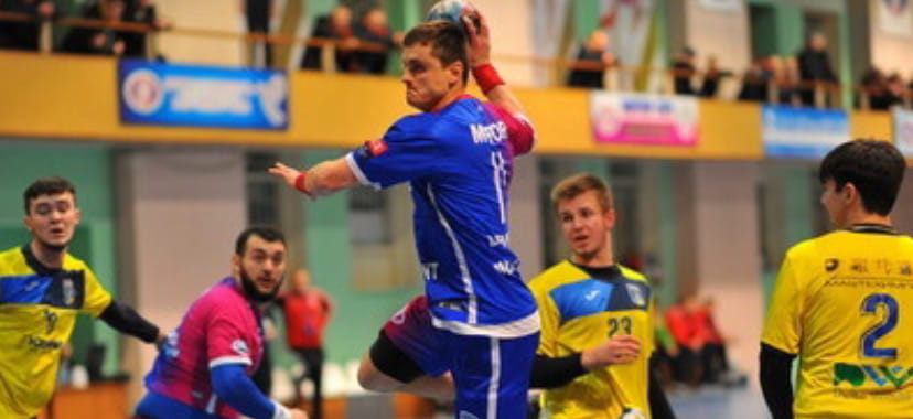 Украина. Принявший участие в одном матче чемпионата страны "Портовик" исключен из турнира из-за финансовых проблем