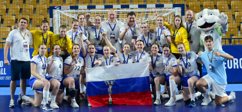 Чемпионаты Европы у мужчин и женщин, топ-турниры младших сборных... За чем мы будем следить в 2022-м?