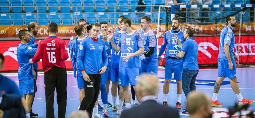 Польша. "Полностью поддерживаем нашего тренера". "Висла" выступила с официальным заявлением по поводу слов Хавьера Сабате