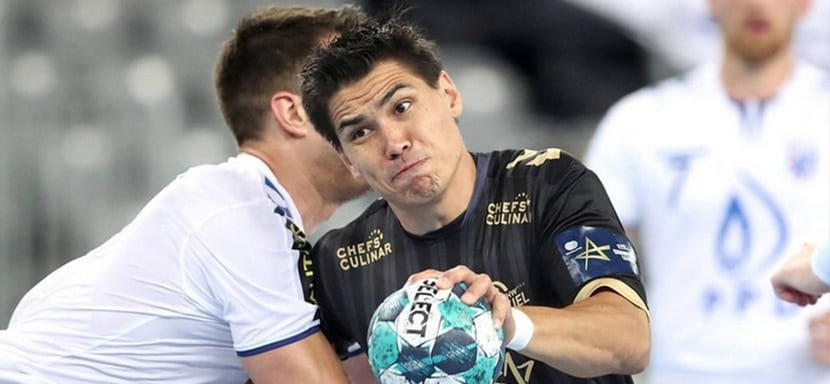 IHF Super Globe. Беван Калверт: "Игроки "Сиднея" впервые встретились на коротких сборах в Саудовской Аравии и познакомились друг с другом"