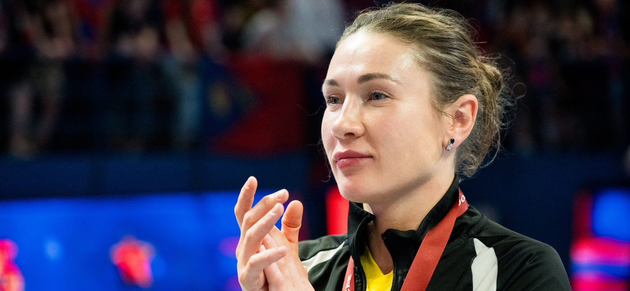 The captain of HC Rostov-Don Yulia Managarova announced her retirement. The home meeting with HC Universitet will be the last match of the right wing