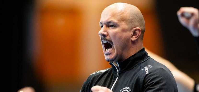 Главный тренер сборной Черногории Зоран Роганович пытался переманить сына Марко, имеющего шведское гражданство, в балканскую команду