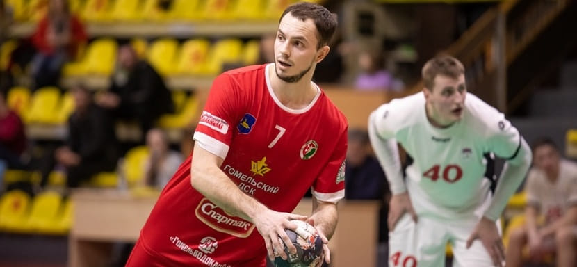 Беларусь. Левый полусредний Андрей Ященко признан лучшим игроком "Гомеля" в апреле