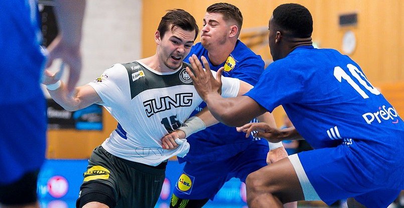 Сборные U-21 и U-19 различных стран провели товарищеские матчи перед чемпионатами мира