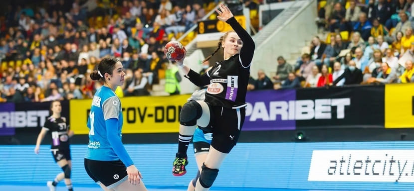 Линейная Меланья Пичугина и левая полусредняя Ксения Коржова продолжат карьеры в новичке Суперлиги "Уфе-Алисе"