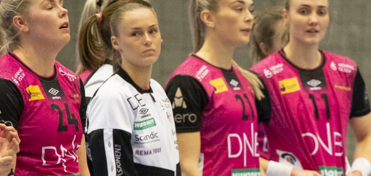 Норвегия. Правительство отложило до середины марта решение о возобновлении игровых сезонов, в том числе гандбольного