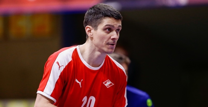 Олег Скопинцев: "Стою на распутье. Предложения есть, но нужное мне должно быть вызовом"