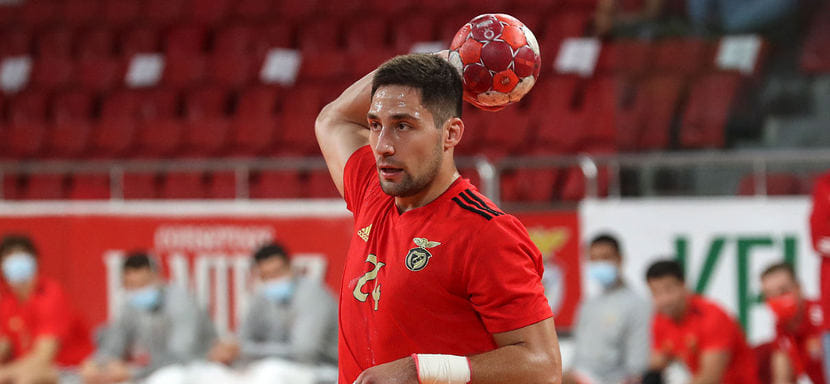 Португалия. Сербский разыгрывающий "Бенфики" Лазар Кукич пропустит около шести недель из-за травмы колена