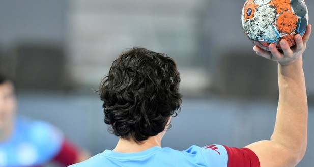 Испания. Национальная федерация предлагает клубам завершить чемпионаты в июне и июле за закрытыми дверями