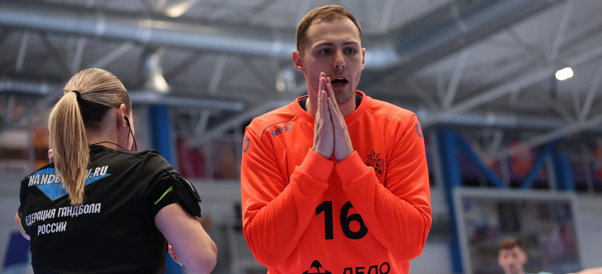 Холмов взял пенальти от Ильтинского — и победил 9:8. Кто на что наиграл в первом матче мужского финала