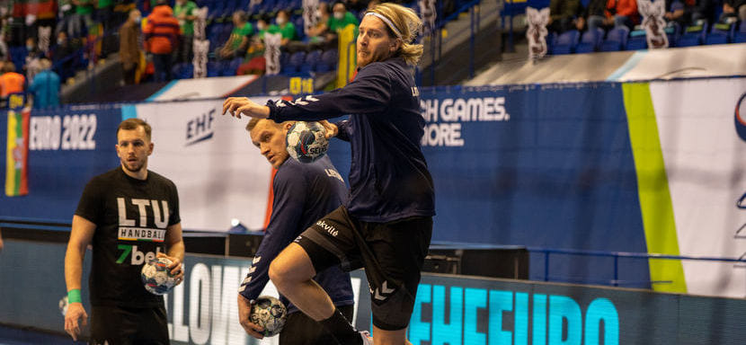 ЧЕ-2022. Айденас Малашинскас: "Знали, что вся игра россиян будет идти от Житникова и Косоротова. Не могу сказать, что соперник нас удивил"