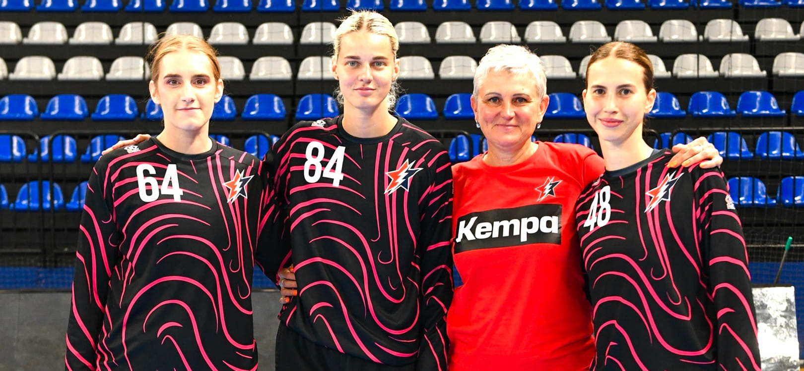 Olimpbet Суперлига. Светлана Андрюшина: "Я бы отметила Кунцевич из "Лады", она очень стабильна. Каплина вроде всё правильно делает, но чего-то недостаёт"