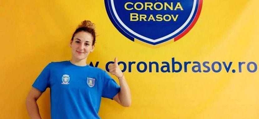 Румыния. Левая полусредняя сборной Украины Тамара Смбатян стала игроком "Короны" из Брашова