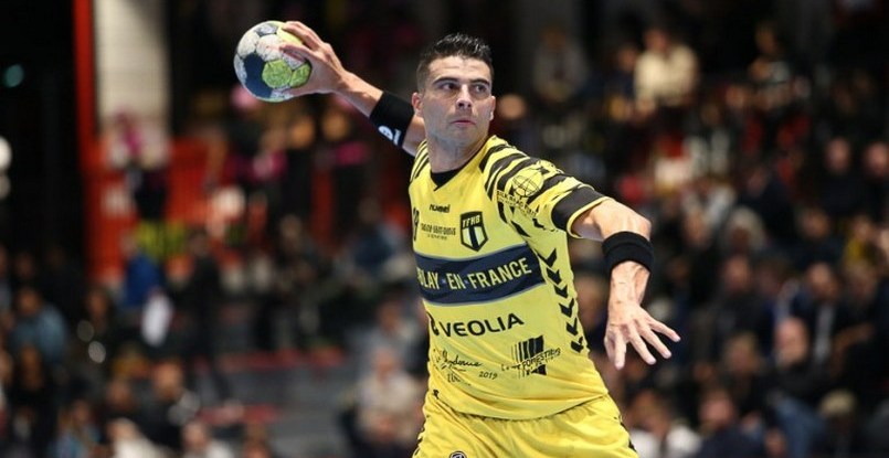 Франция. Бразильский левый крайний Фелипе Боржес покинул "Трамбле"