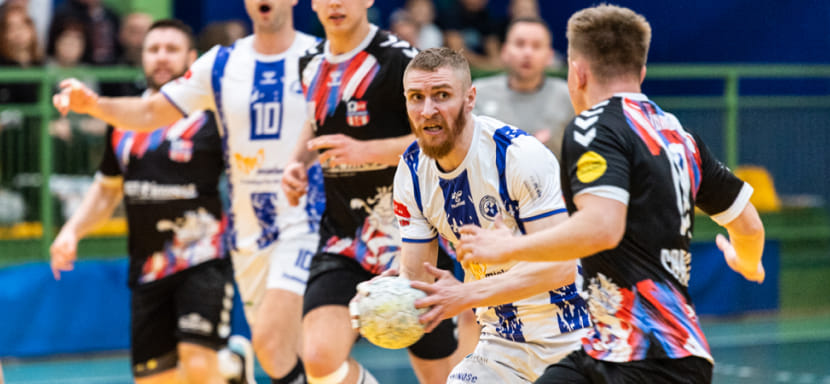 Польша. Белорусский полусредний Денис Волынцев продлил контракт со "Сталью". Гандболист проведёт в команде из Мелеца уже 6-й сезон